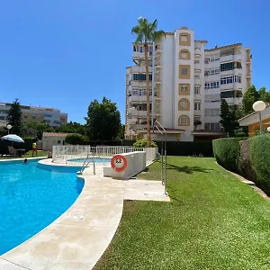 apt-valentino-sol-malaga.hotelsinnerja.org/